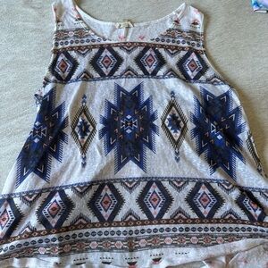 EUC Size 3X Tank Top with Split Back